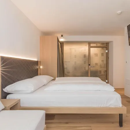 Hotel Belvenu Boutique 3*